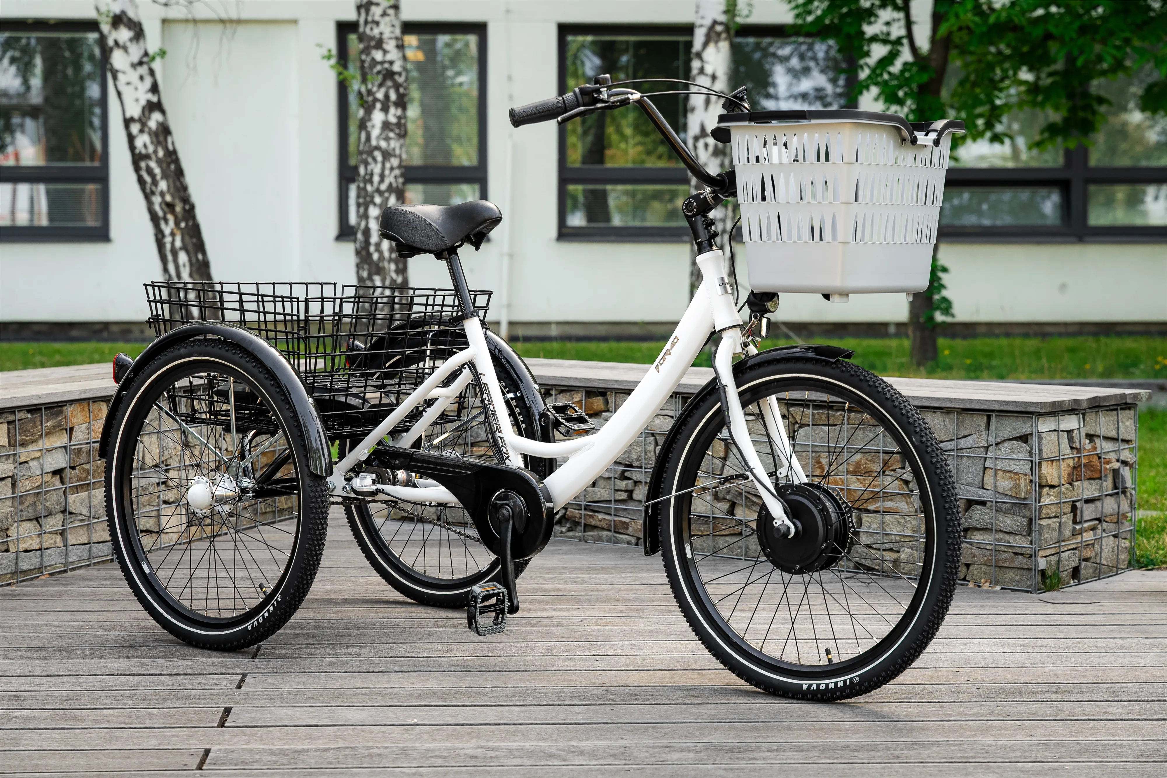 06b9c2bb562a0253f55b5d80991a7e16.img