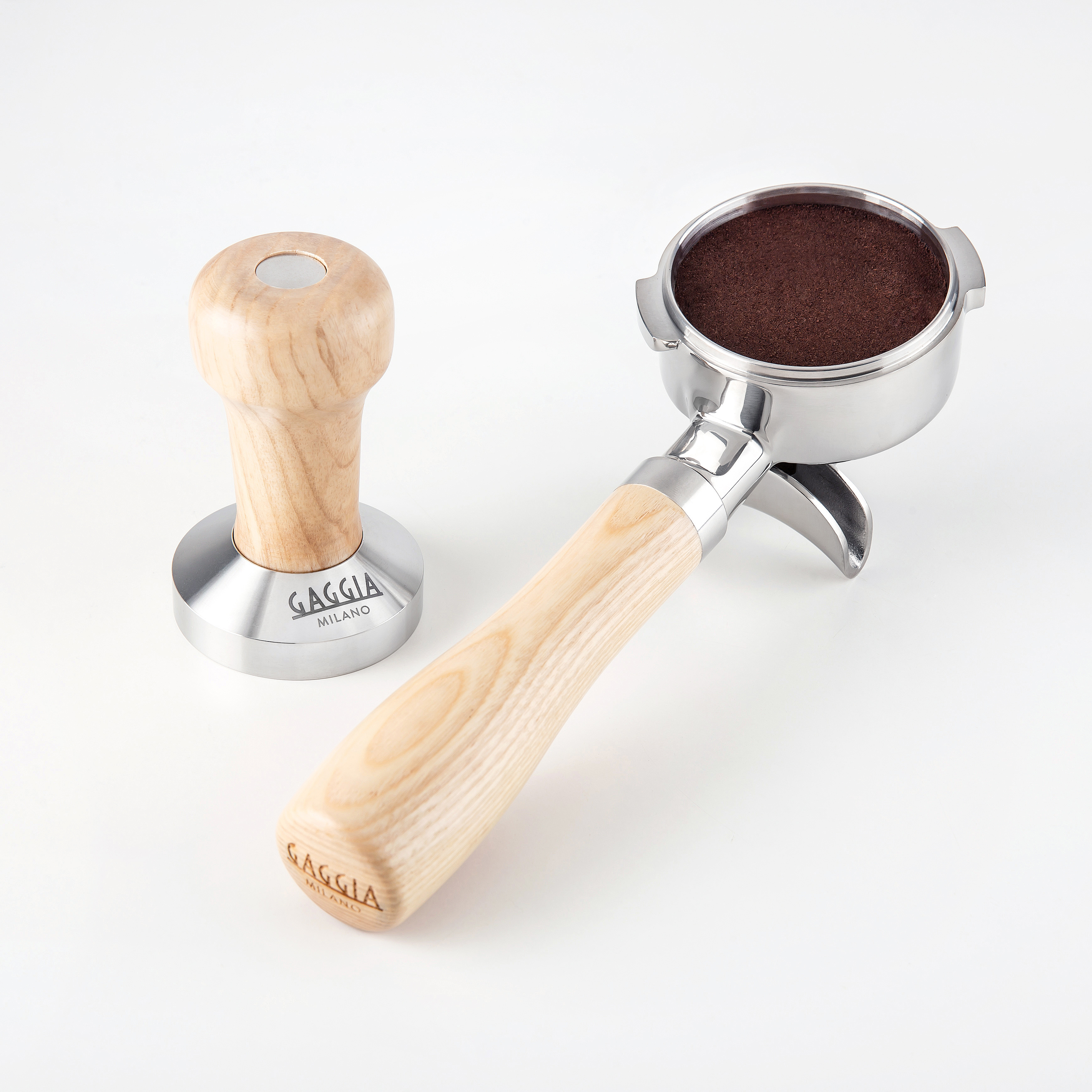 0ae14a05432f3a4704aa73d39493b9b7.4534 2 gaggia paka s drevenou rukojeti dvojvypust