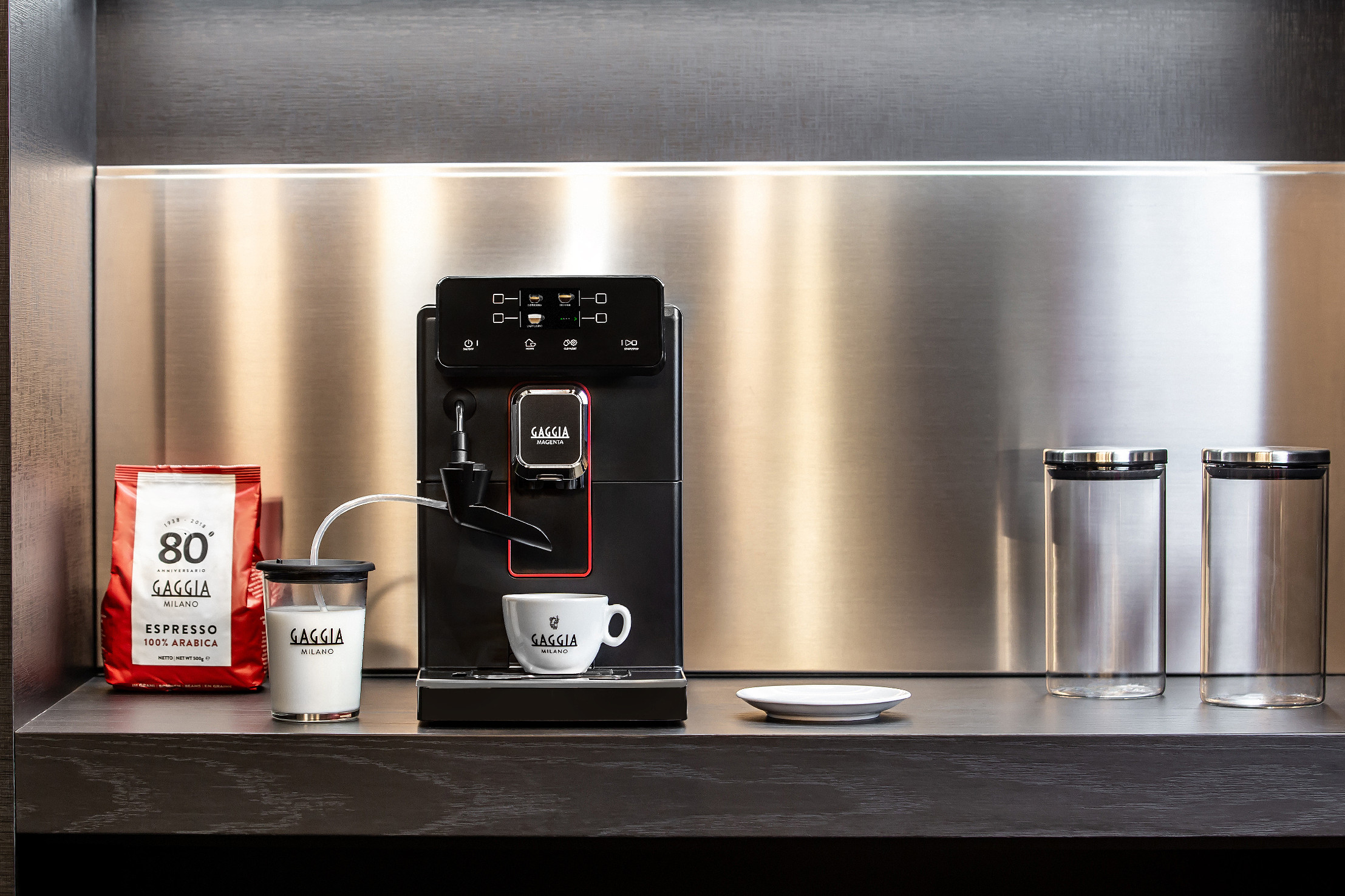 0dad2bda71865c4b095ec6dc34f2f01c.151 1 gaggia magenta milk