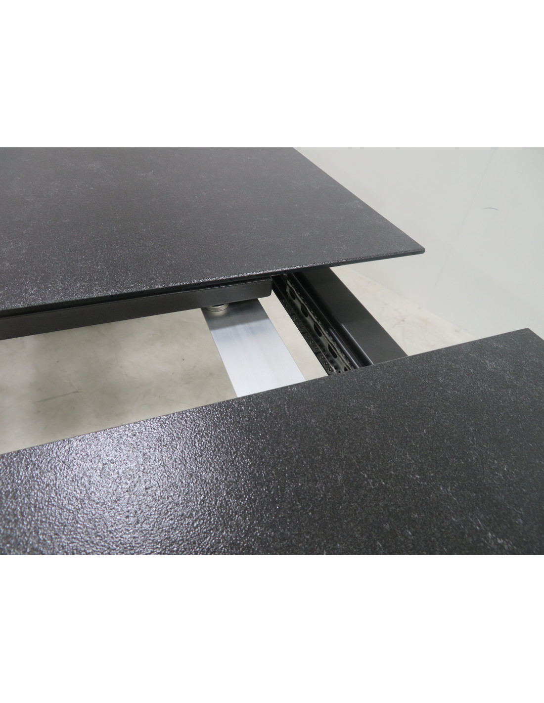 0e3abd1ea54eec25925d3ba882b2da54