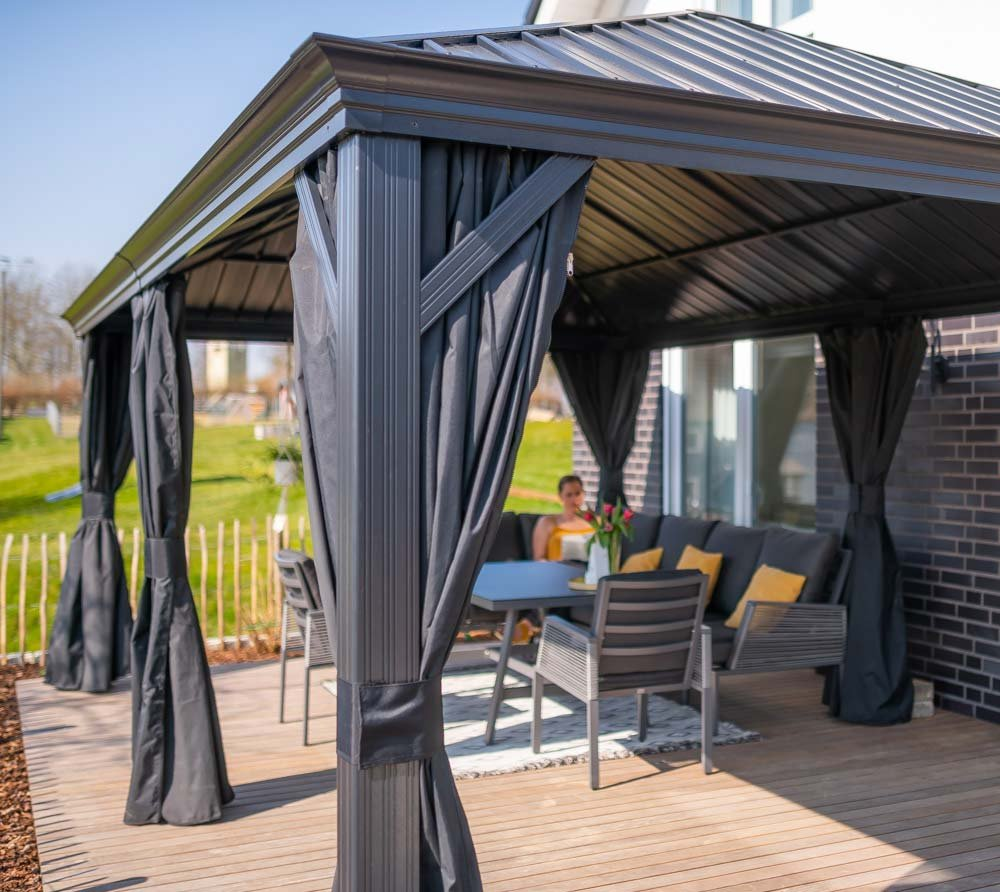 0f659d49e5e18b86f76d442a25cea332