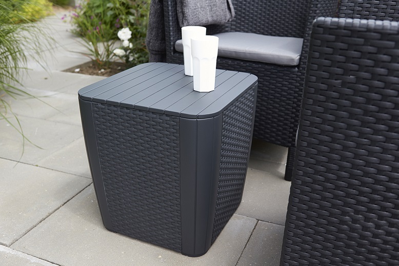 2328dc8fae0d212f42d3659446d64ae9