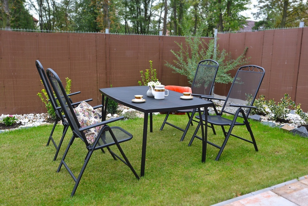 369595b95aa65d0ee4a58a9e9f4bf11b