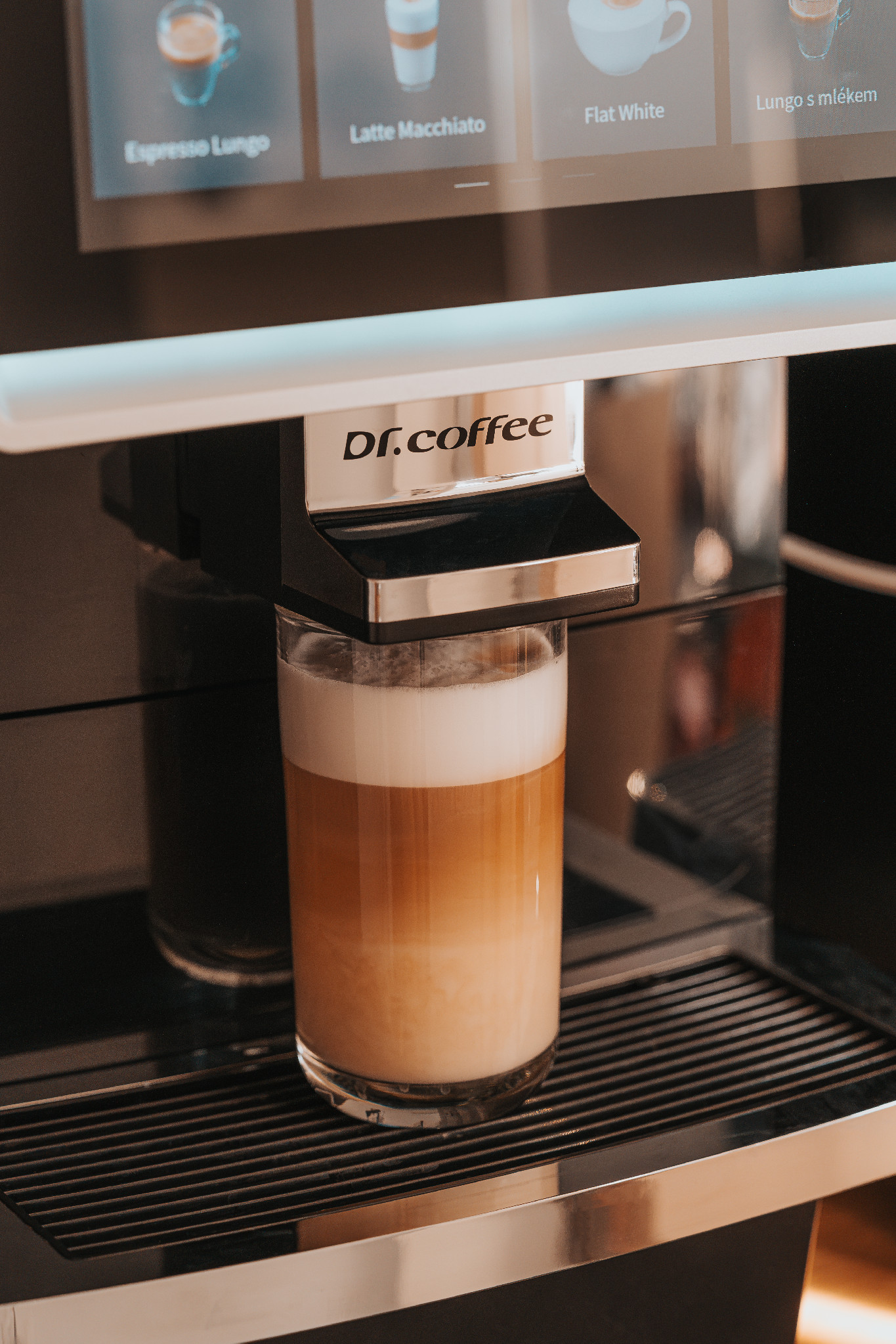 3b9ebc2c151553156027bb7e15056edc.987 8 coffeebreak displej vydejni jednotka