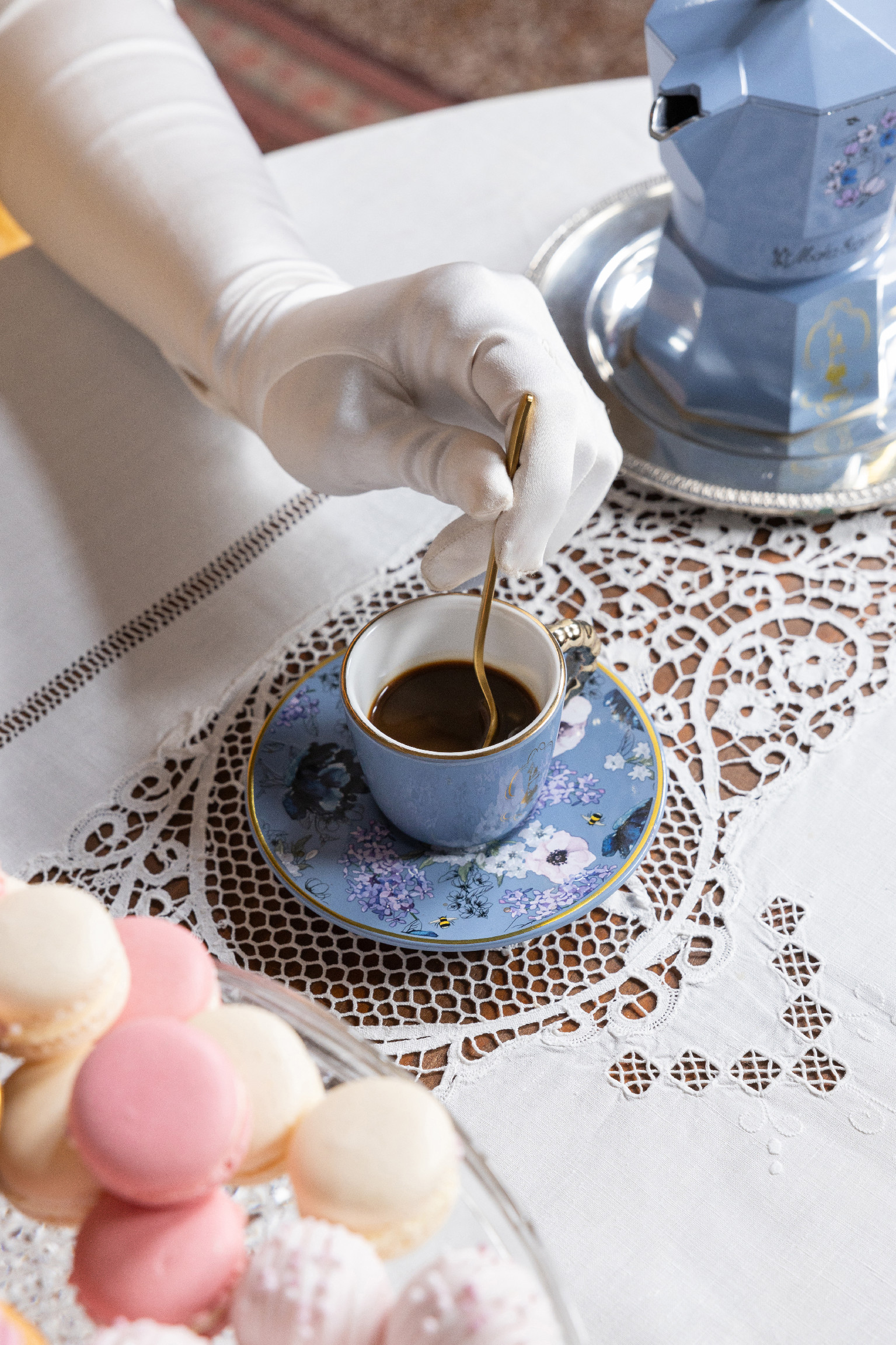 42e4243b6984b8625405f2f83e2e650b.4897 1 salky s podsalky bridgerton lifestyle 3