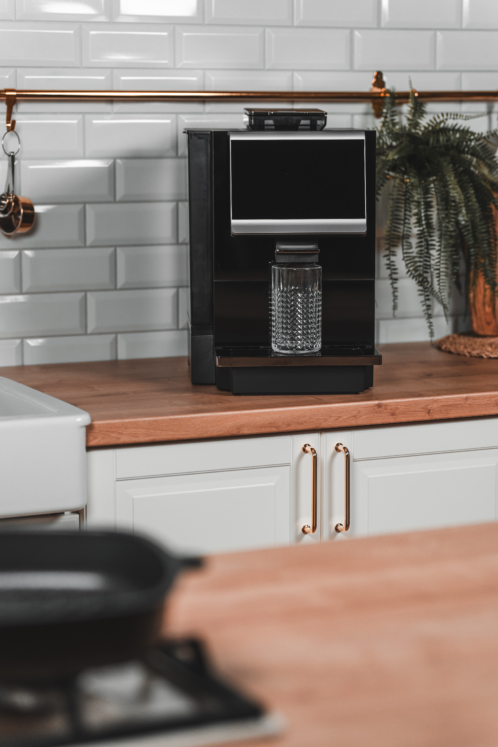 51c435ec2443730ad5e96830dd5847d9.837 18 dr  coffee c12