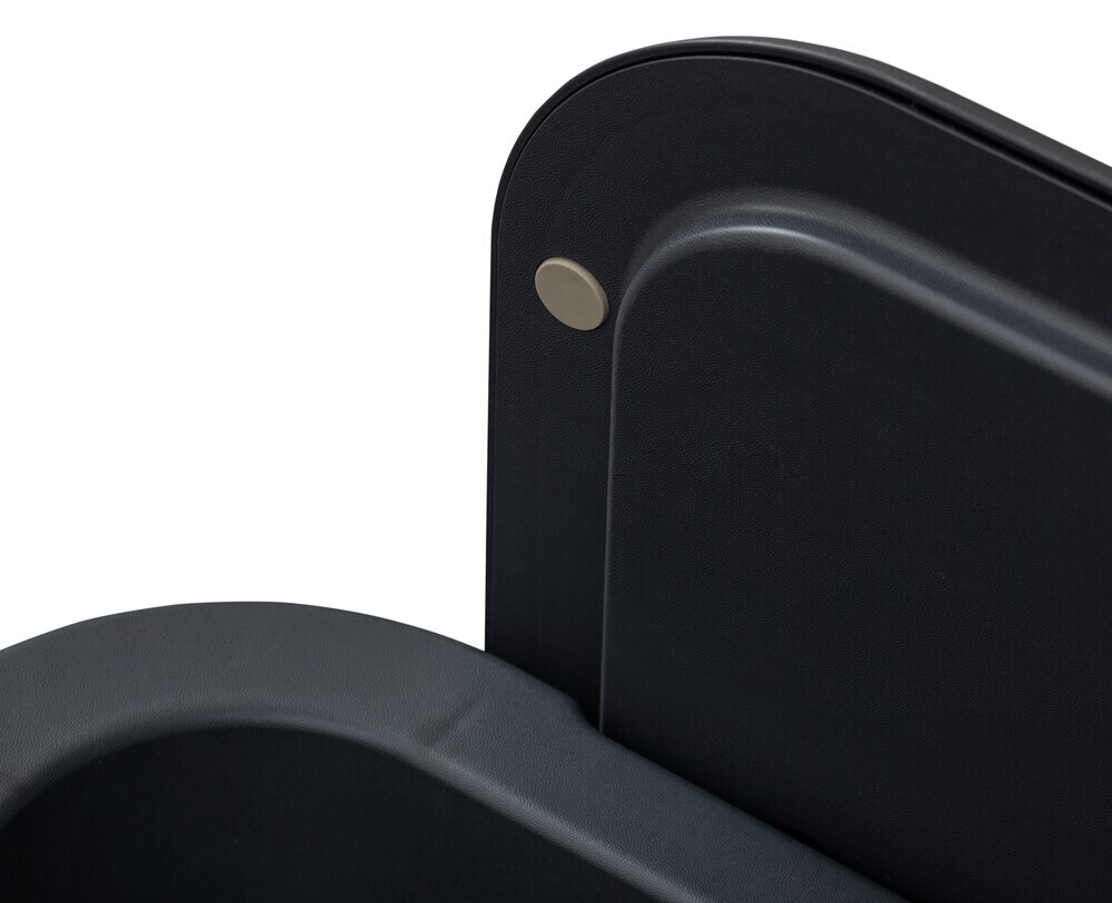 748a64d2f82b46e082d6bc456c827736