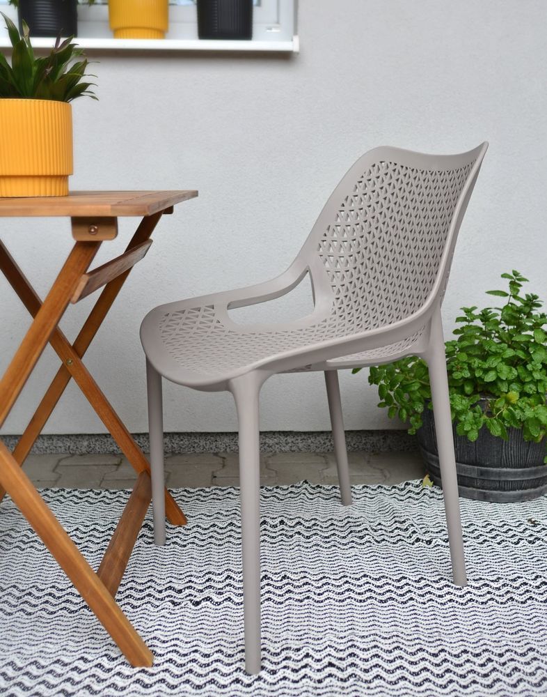 82691a8705bbeb6598aeada6961c5b4d