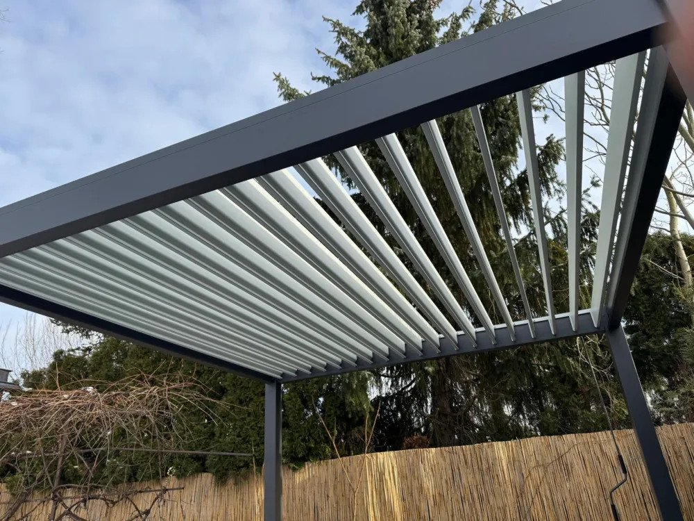 8301e96497b5def95129ff64bda1f11f