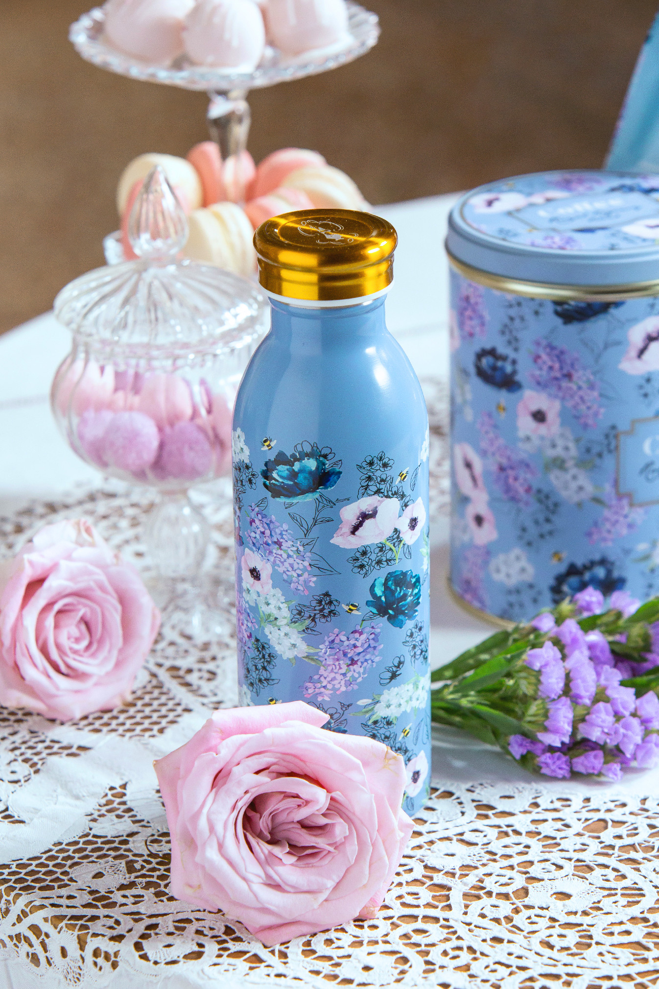 87cb6b8a4d5e71ec4836622501de67e0.4525 termoska bridgerton lifestyle 2