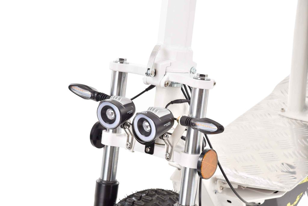 90952f33e8a4bc9150cd1868576ab381