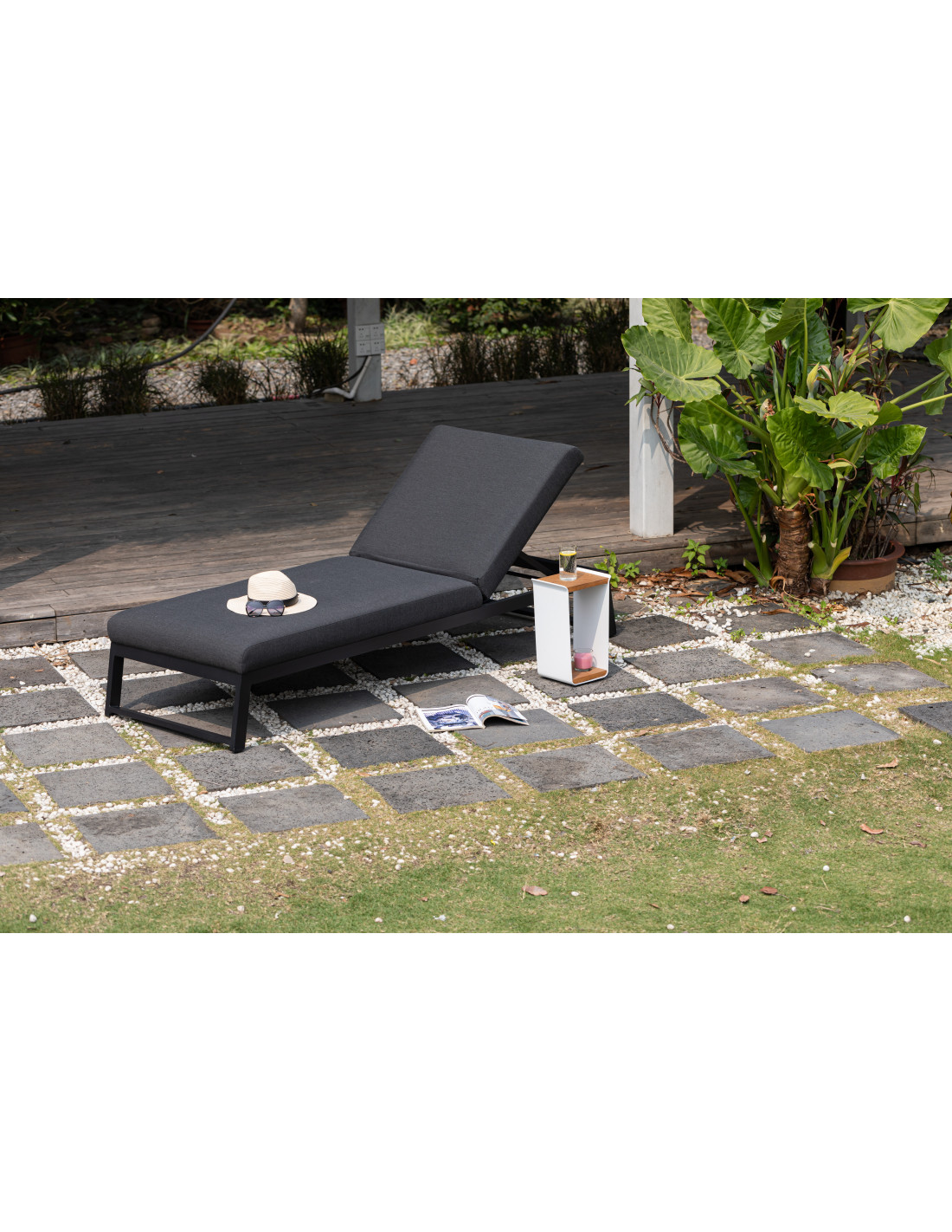 93c9bc398db9ff903854eb4f0ddd4ce1