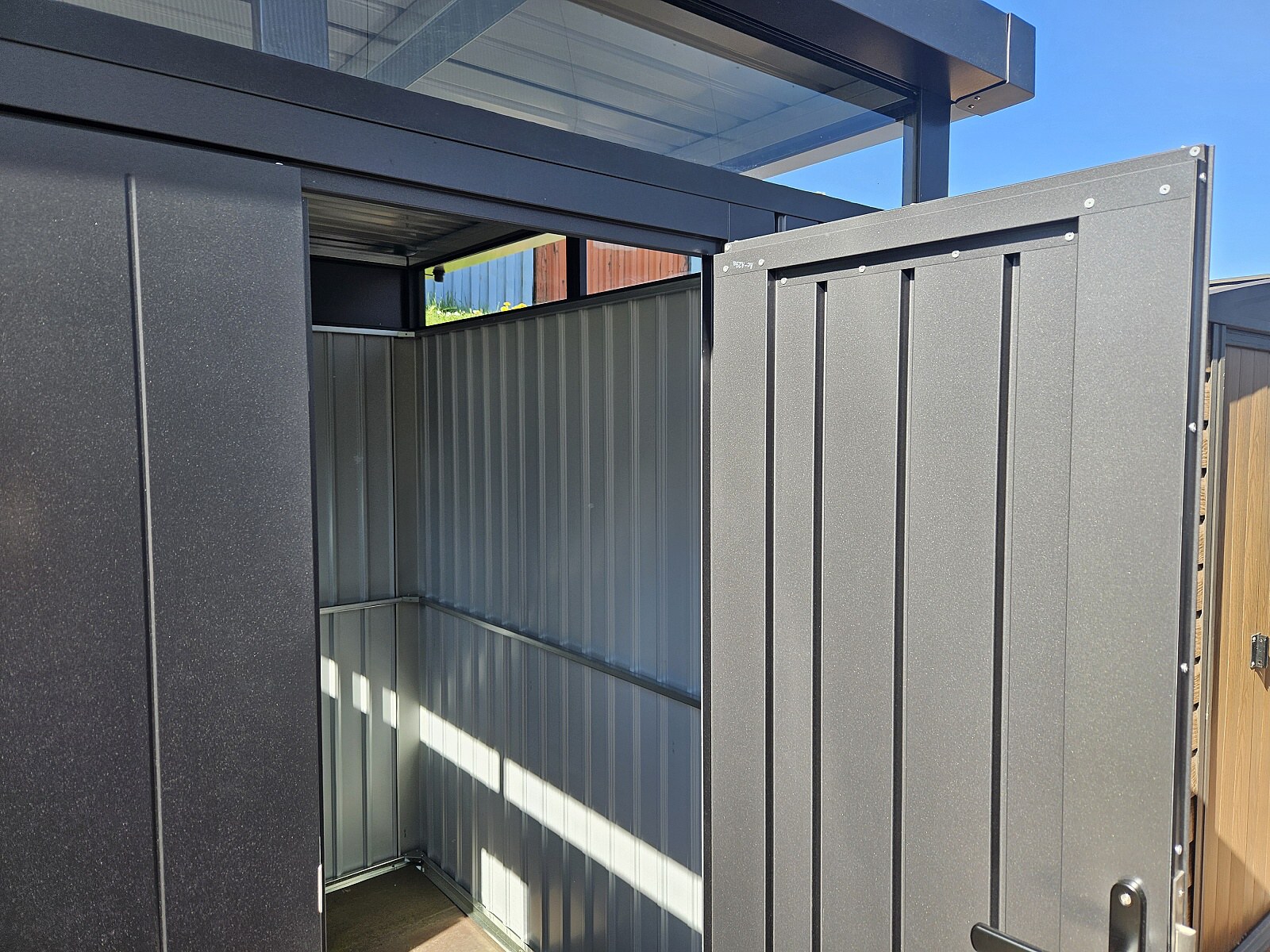 93daef3dbd1af8c83cb00283de990940