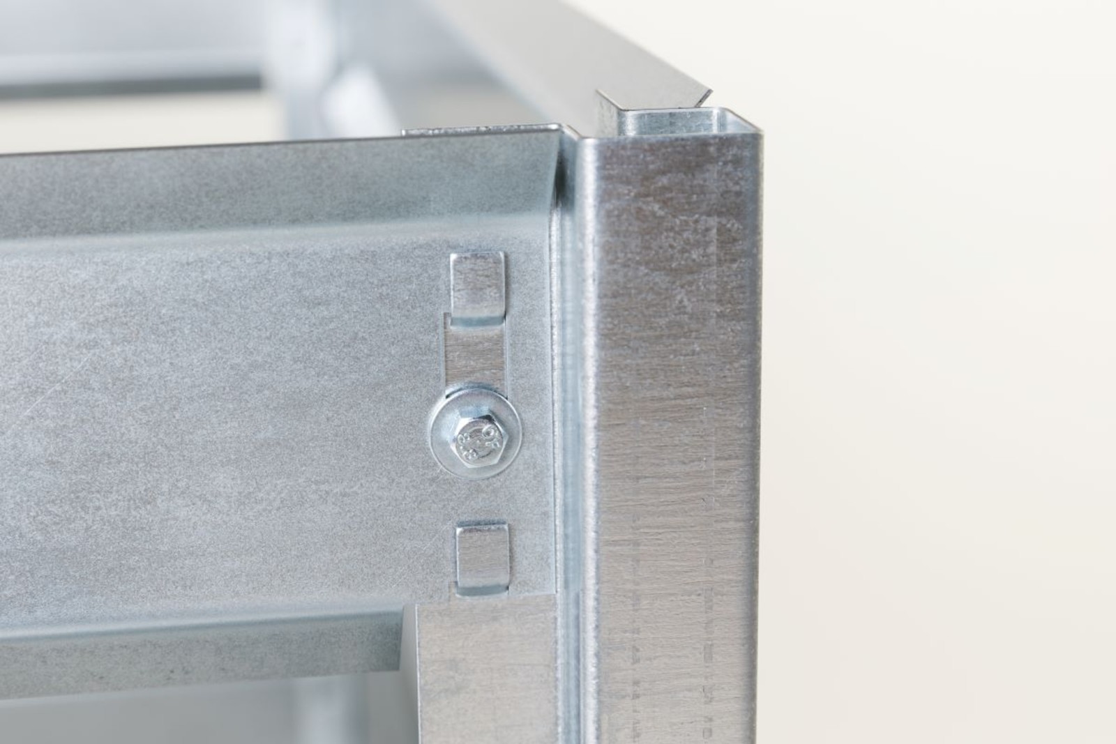 9b941cd2c8c14569824b287c15385d3e