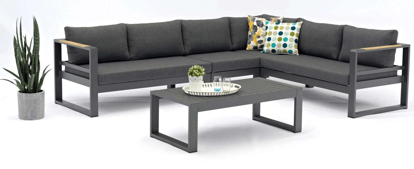 beeb42efa13649a2aee306b793cb2901