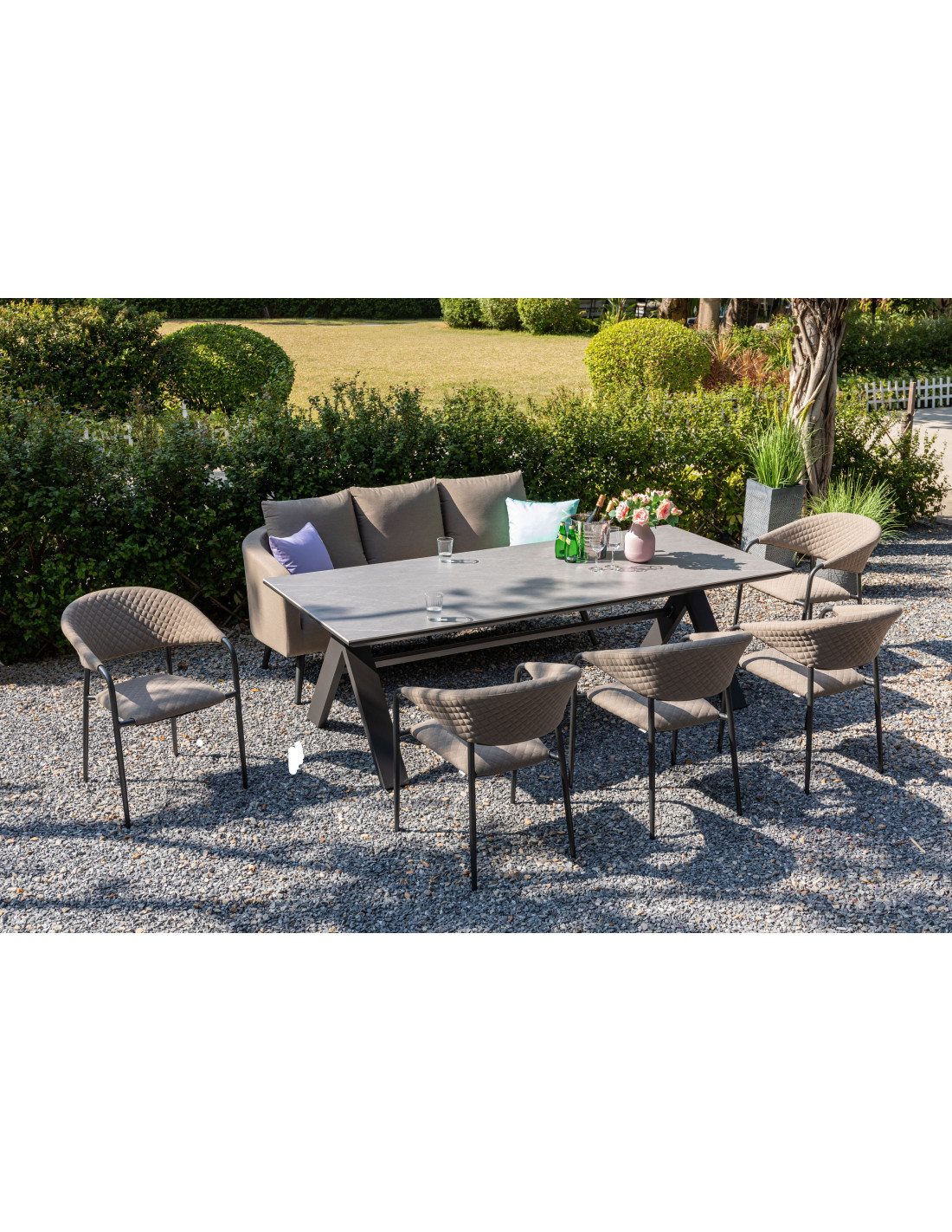 c332b9e28a03fd175ea4c2be3368a4b6