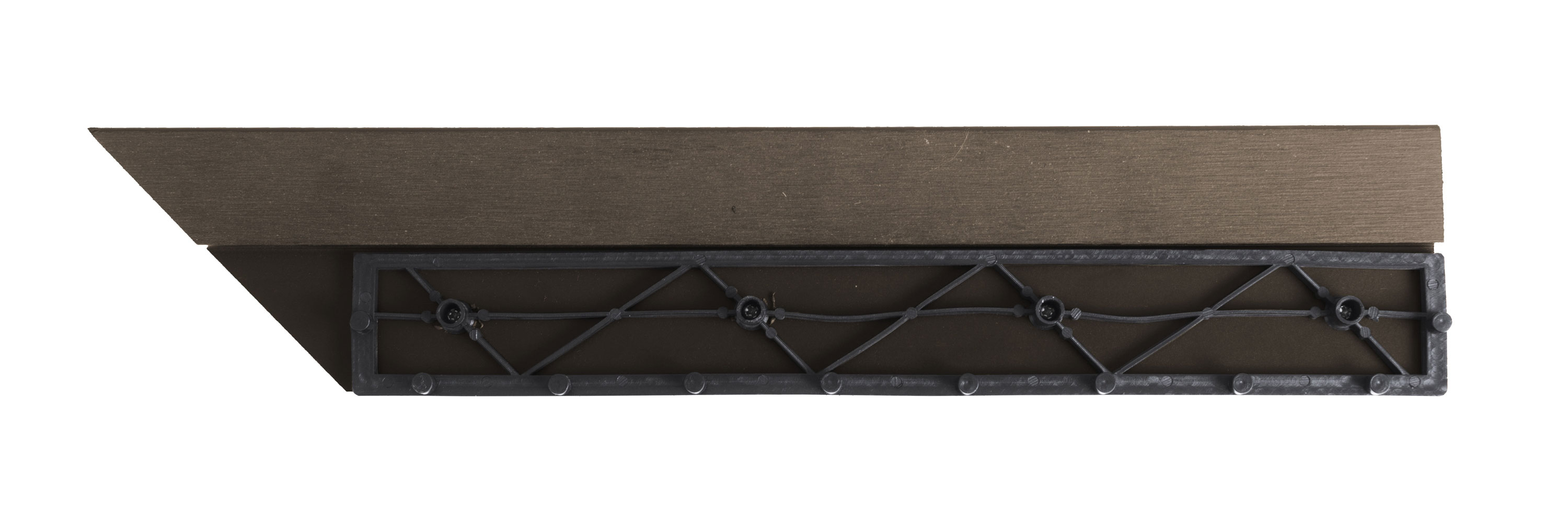 ce4c224a415c2ed3f5742f9ca830202c.img