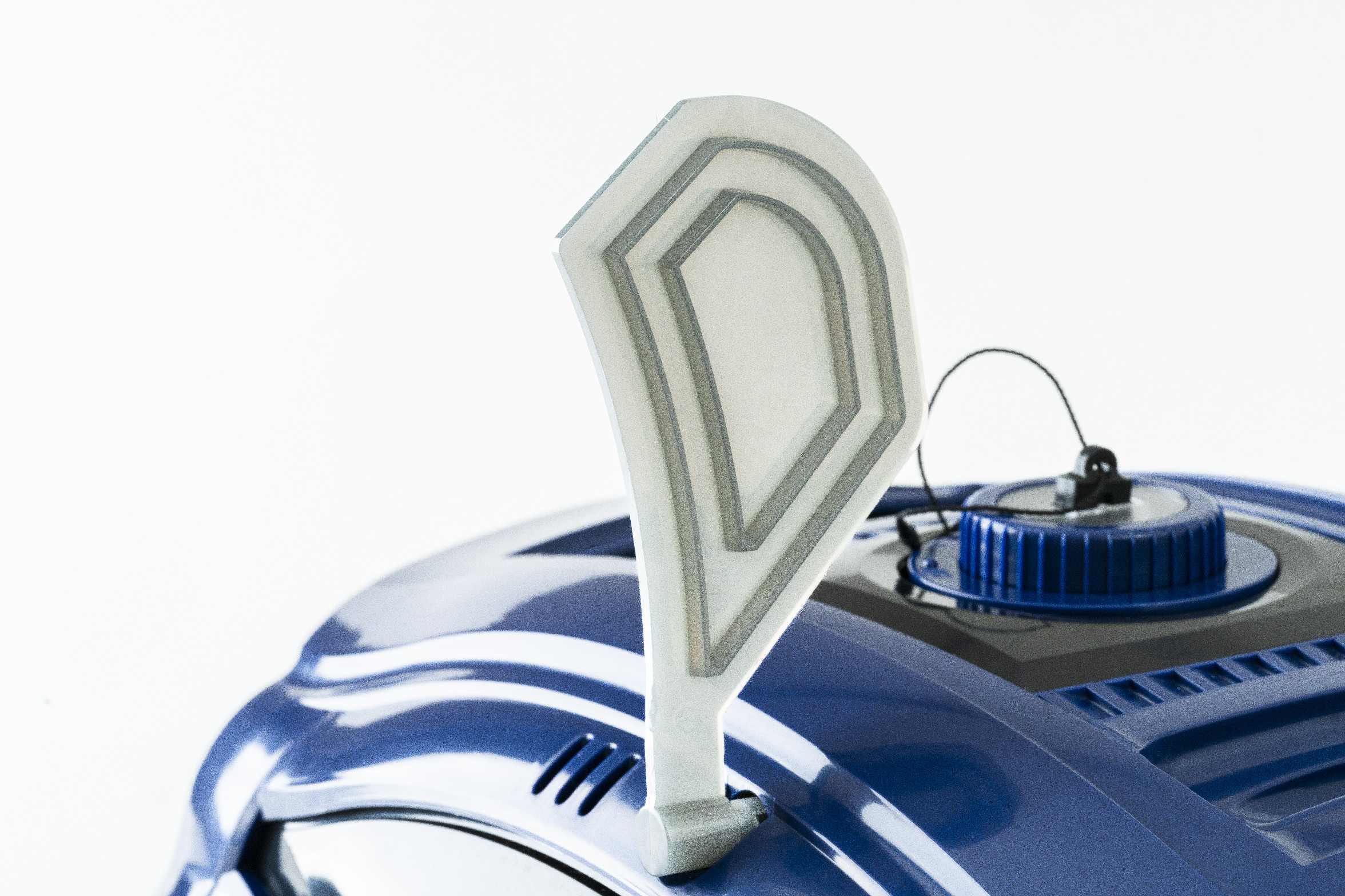 d4f5b9627e85cef935a930e36bf79e2d.1585 20 automaticky vysavac cf 100 aku