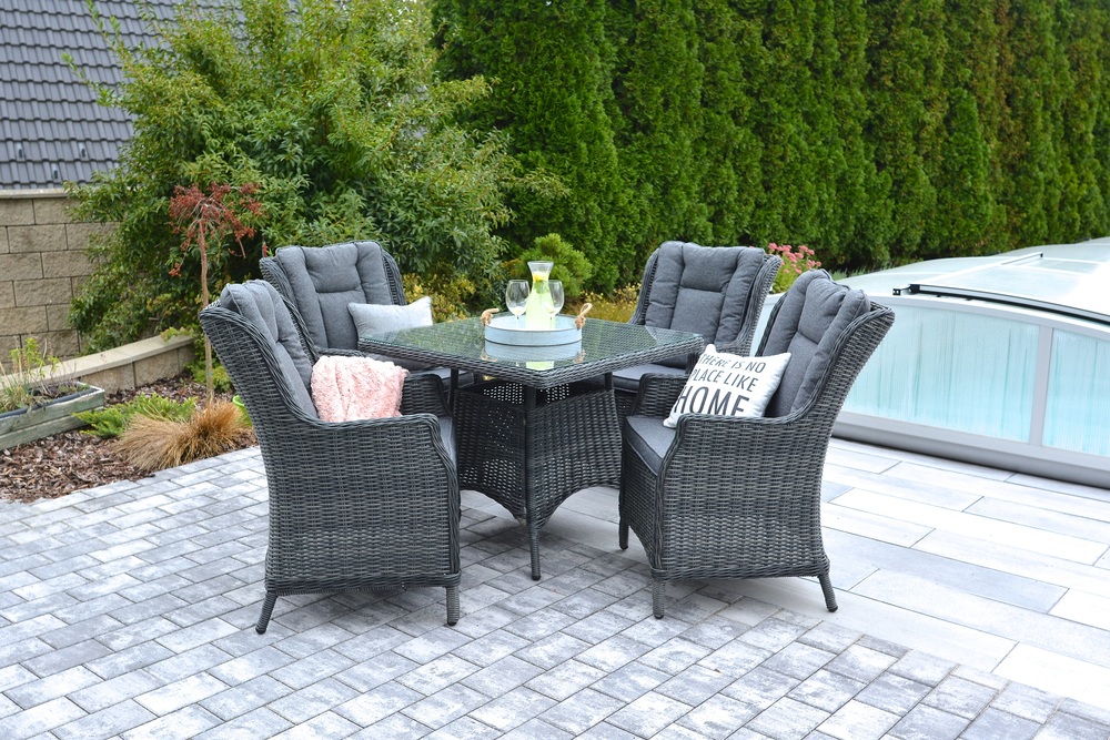 e17cb3ee6794a89798663034328d1364