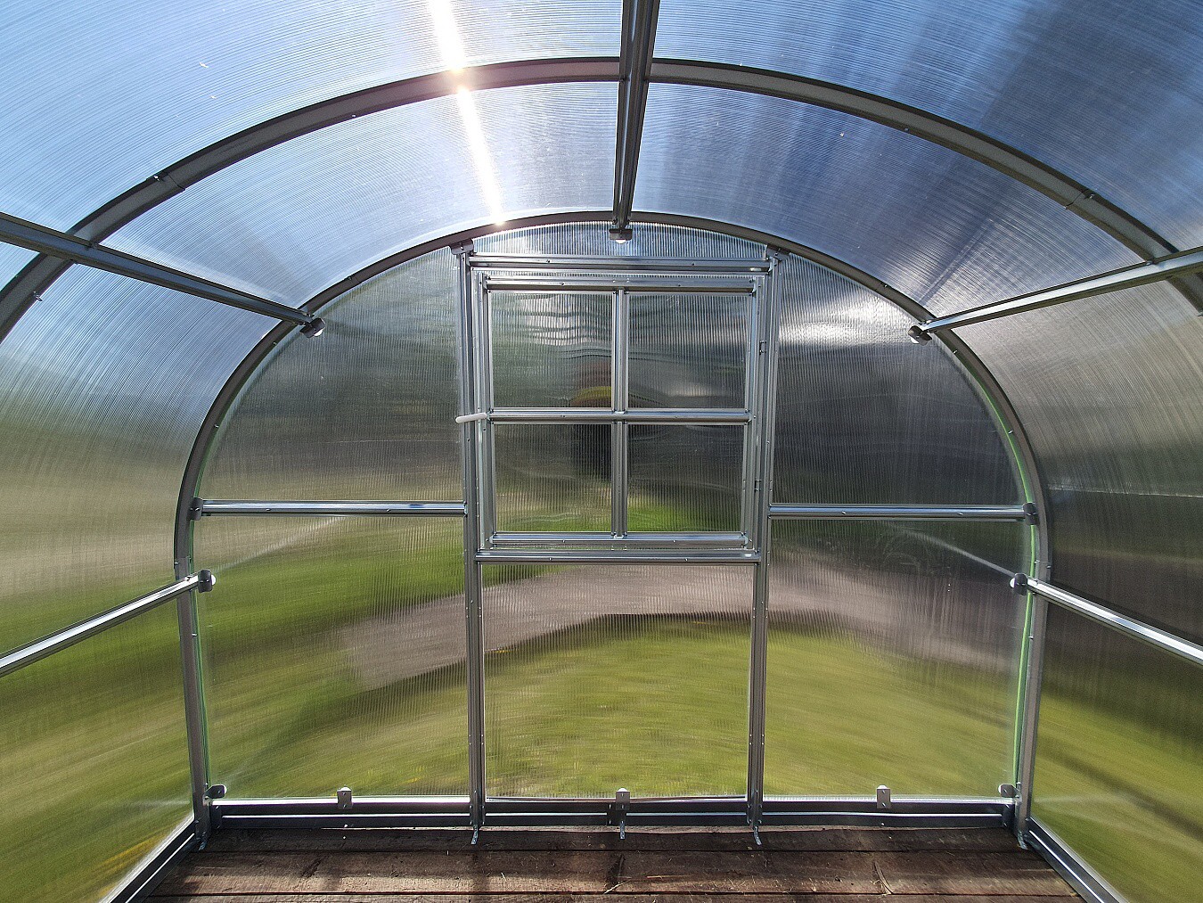 eb5d49b03a76157cf8bb49f8b27e1809