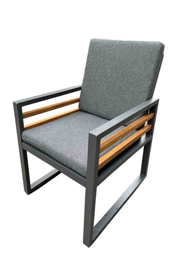 f2b75285a8536e5405247c4e331a403c