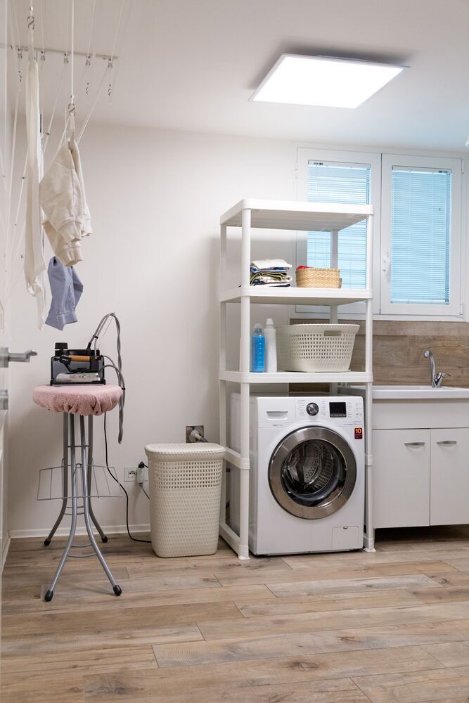 f51d771fae914f1d6b1fe0344cb71e18