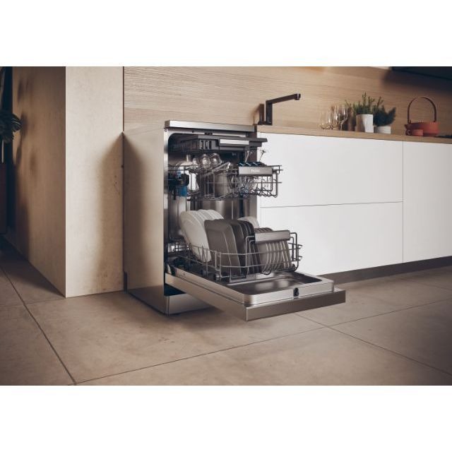 imgi 16 640 28 32002332 12 09 m xf1c3tb1fx M